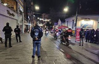 80 saatlik kısıtlama başladı: Taksim ve İstiklal...
