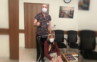 89 yaşında korona virüsü ve kalp krizini yendi