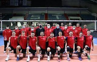 A Milli Erkek Voleybol Takımı kampa girdi