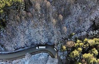 Abant’ta sonbahar ve kış bir arada yaşanıyor