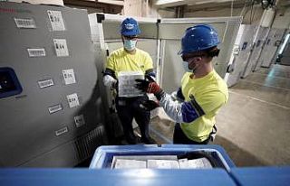 ABD’de Pfizer’ın Covid-19 aşılarının dağıtımı...