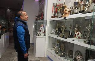 Abdullah Avcı, Trabzonspor Şamil Ekinci Müzesi’ni...