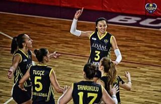 Adam Voleybol galibiyetle kapattı