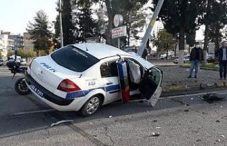 Adıyaman’da kaza yapan polisler yaralandı