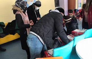 AHLATİSDER’den “Çocuklar Üşümesin” kampanyası