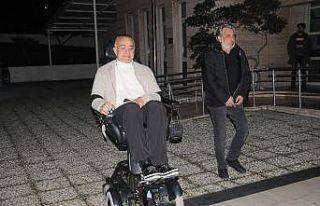 Ahmet Bayer FETÖ’ye yardım davasından beraat...