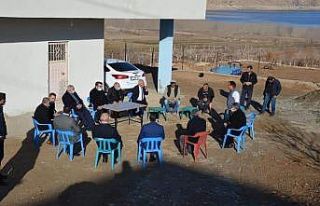 AK Parti Batman il teşkilatı Hasankeyf’te incelemelerden...