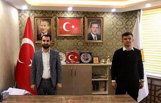 AK Parti Kırkağaç Gençlik Kollarında bayrak değişimi