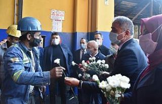 AK Parti, madencileri kutladı