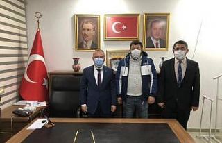 AK Parti’de 100. Yıl Mahallesi Başkanı Murat...