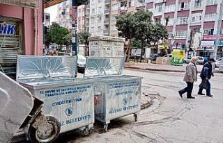 Akdeniz’de çöp konteynerleri yenileniyor