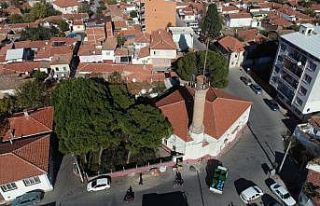 Akhisar Belediyesinden Efendi Camisi’ne onarım...