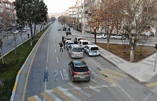 Aksaray’da polisin kısıtlama denetimi drone ile...