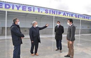 Akşehir Belediyesinden 1. Sınıf Katı Atık Getirme...