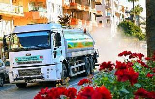 Alanya’da cadde ve sokaklar mikronsis ile temizleniyor