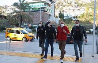 Alanya’da uyuşturucu operasyonu: 2 gözaltı