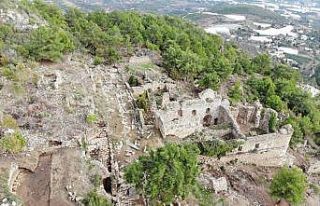 Alanya’daki gün yüzüne çıkarılan Syedra Antik...