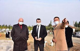 Alaşehir’de mezarlık çalışmaları incelendi