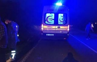 Alkollü kadın sürücü takla attıktan sonra ambulansa...