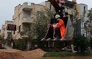 Antalya itfaiyesi, 24 saatte 354 su baskını olayına...