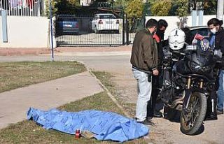 Antalya’da çocuk parkında erkek cesedi bulundu
