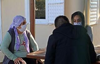 Antalya’da pes dedirten kapkaç: Para dolu cüzdanı...