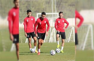 Antalyaspor ile Atakaş Hatayspor 13. randevuda