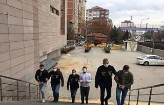 Araba parçası çalan hırsızlar tutuklandı
