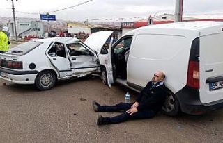 Araçlar hurdaya döndü, can pazarı yaşandı: 4...