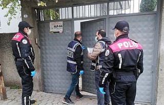 Aranan şüphelilere yönelik operasyonda 7 kişi...