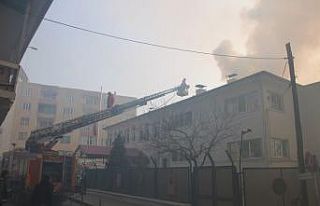 Askerlik şubesinde çıkan yangın korkuttu