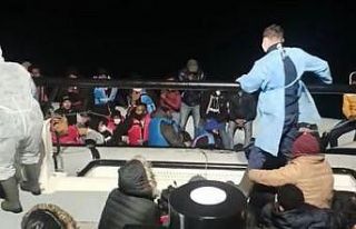 Ayvalık’ta 54 göçmen Sahil Güvenlik tarafından...