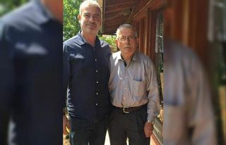 Baba ve oğlu 1 gün arayla korona virüse yenik düştü