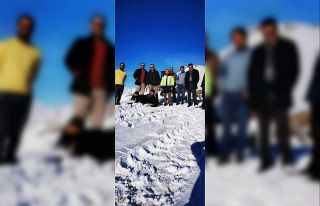 Bahçesaray köy ve mahalle yolarında kar çalışması