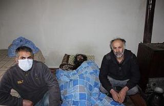Bakıma muhtaç 3 zihinsel engelli kardeş yardım...
