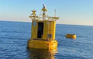 Balıkçılığın geleceği için denize şamandıra...