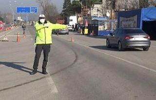 Bartın’da İl dışından gelenlere PCR testi uygulanıyor