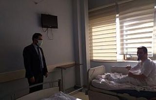 Başhekim Çelik’ten hasta ve personele moral ziyareti