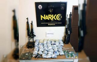Başkale’de 47 kilo 944 gram afyon sakızı ile...