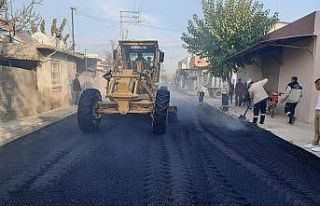 Başkan Erdem: "Ceyhan’da bozuk yol kalmayacak"