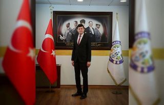 Başkan Özcan zirveyi bırakmadı