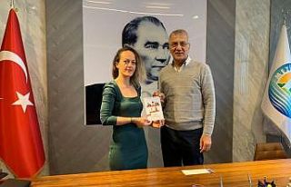 Başkan Tarhan’ın Ankara Sanat Tiyatrosu çağrısı...