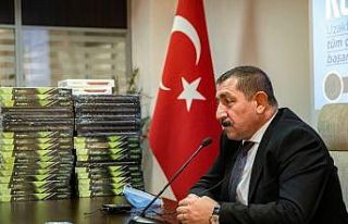 Başkan Vidinlioğlu, vatandaşları kitap okumaya...