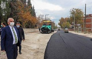 Başkan Zolan geçici asfalt çalışmalarında incelemelerde...