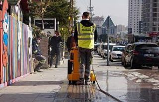 Başkent’te görme engellilere yerli üretim kılavuz...