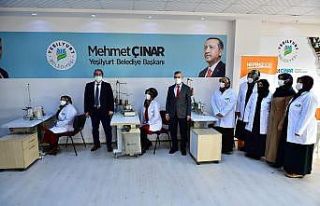 Bayanların istihdamına yönelik tekstil kursu açıldı