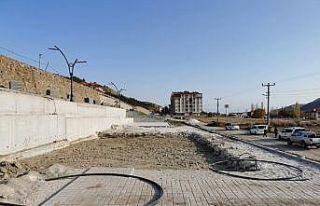 Bayat’a yapımı devam eden millet bahçesi’ne...