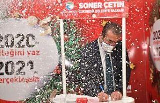 Belediyeden isteklerini dilek ağacına yazıyorlar