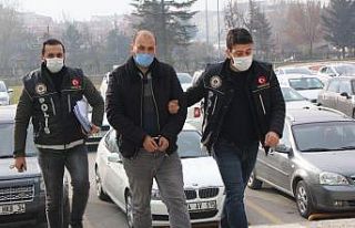 Bolu’da 1 kilo 900 gram esrar ele geçirildi: 1...