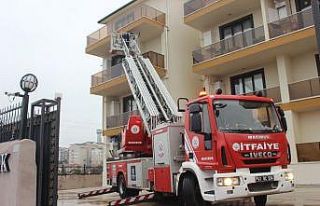 Boş evde haber alınamayan şahıs ihbarı ekipleri...